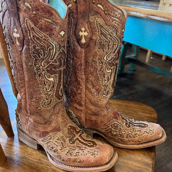 Corral Boots Cross Inlay